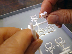 部品のバラシ作業 部品のバラシ作業